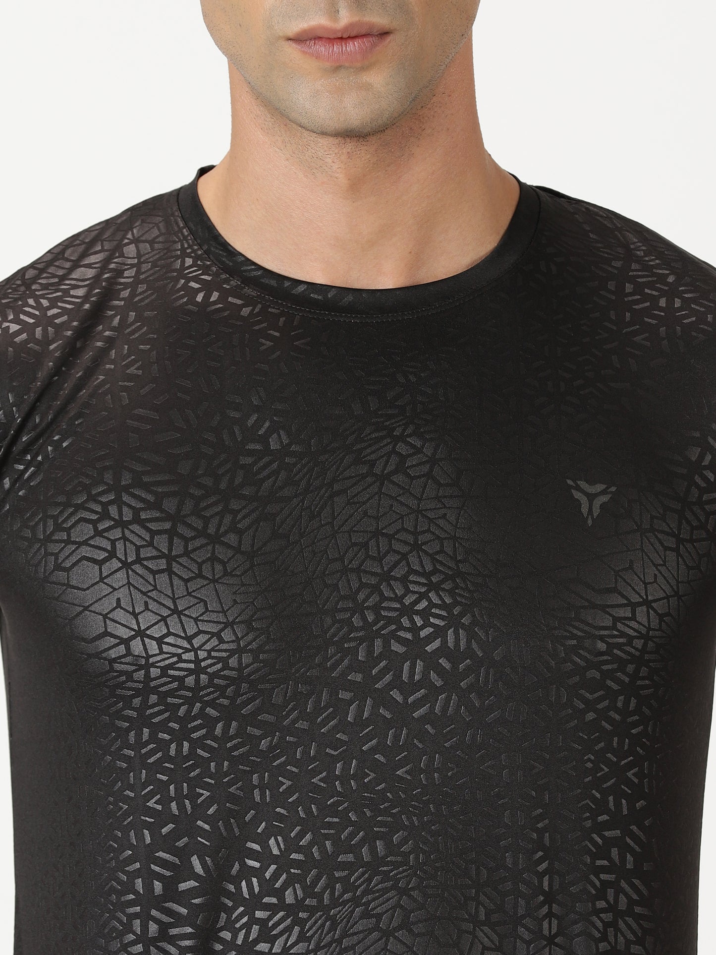 Abstract Embossed T-shirt - Black