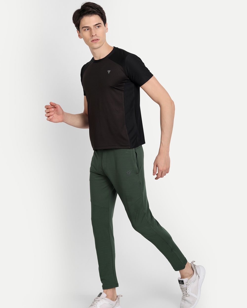 Strive Trackpants- Olive Green