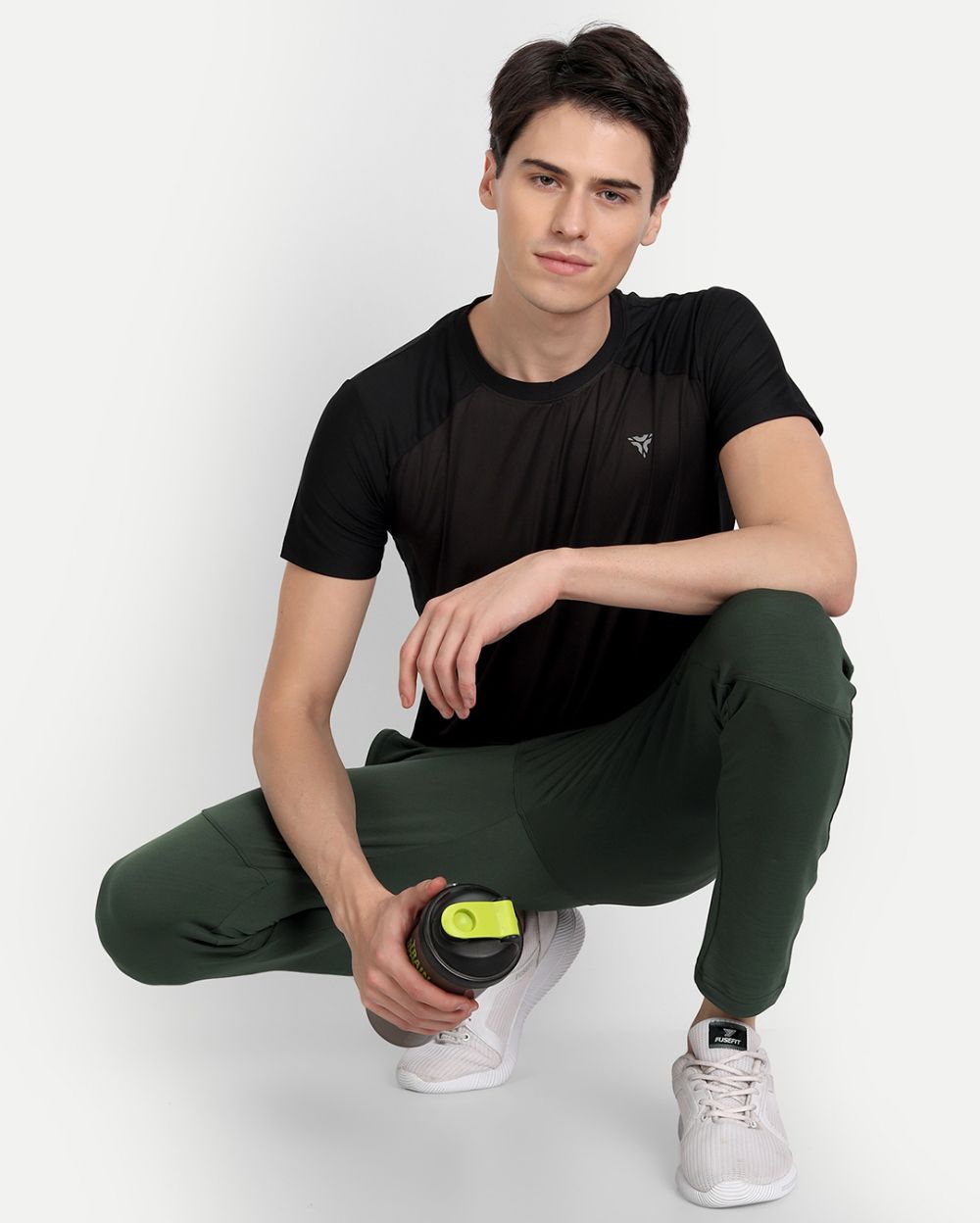 Strive Trackpants- Olive Green